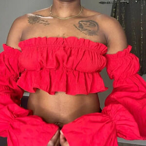 Scrunched off shoulder long sleeve Crop Top